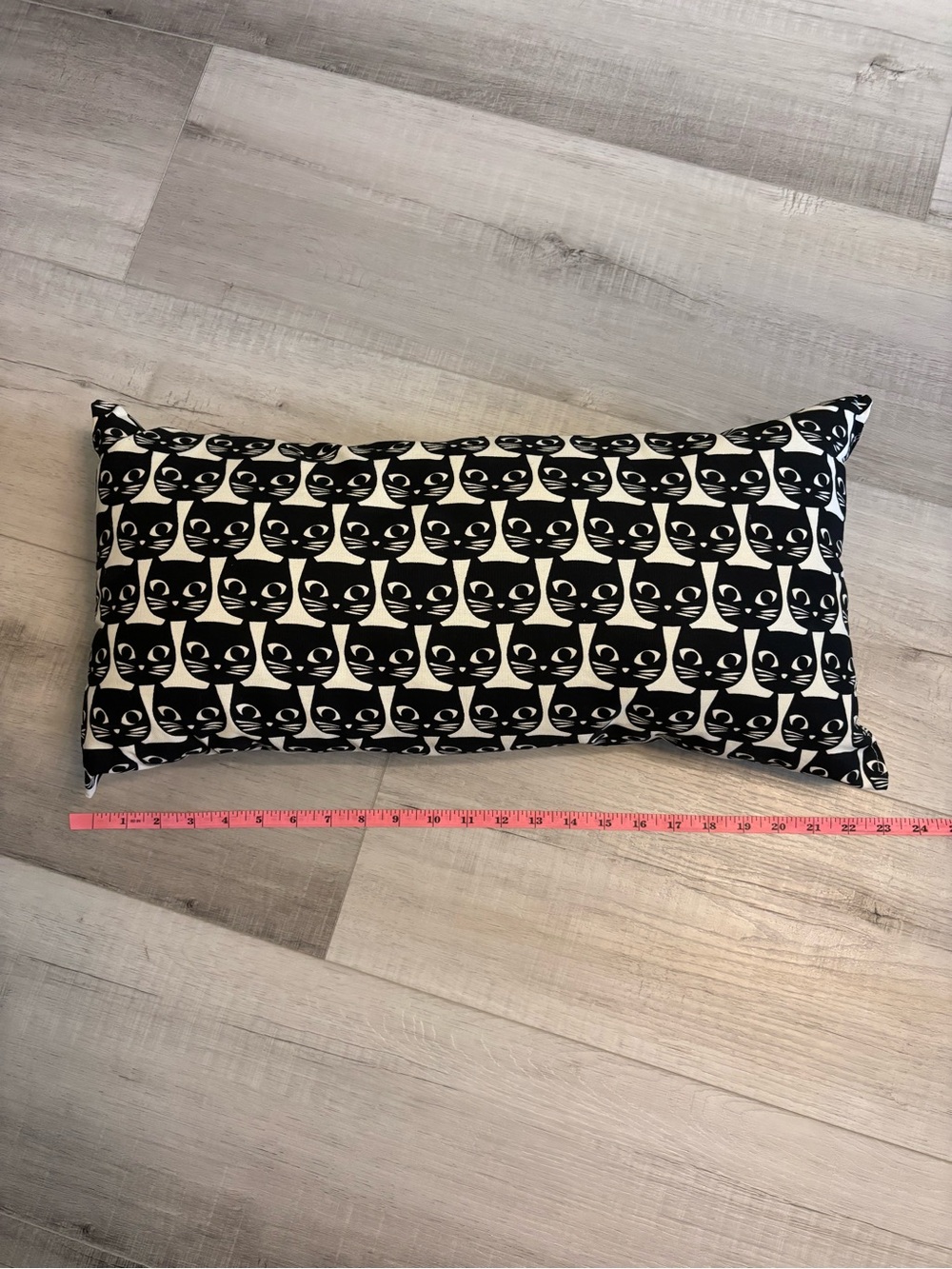 Black and White Cat Pattern Lumbar Pillow - Picture 2 of 4